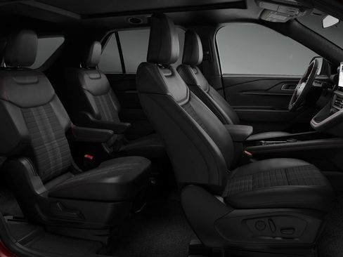 New 2026 Ford Explorer ST-Line w/ ST-Line Street Pack AWD/4WD image 29