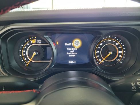 New 2024 Jeep Wrangler Unlimited Rubicon w/ Capability Package image 8