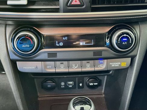 Used 2019 Hyundai Kona Ultimate FWD image 16