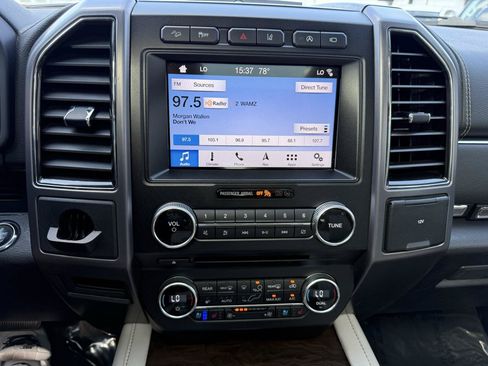 Used 2018 Ford Expedition Platinum AWD/4WD image 33