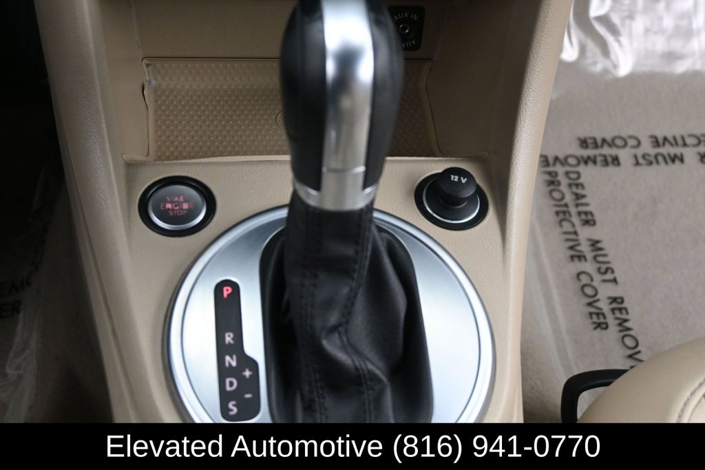 Used 2015 Volkswagen Beetle TDI FWD image 24