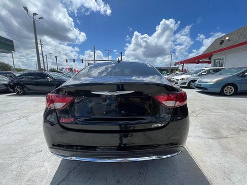 Used 2016 Chrysler 200 Limited w/ Anniversary Edition FWD image 8