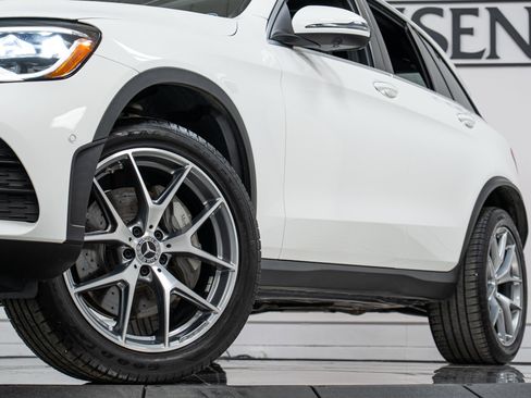 Certified 2020 Mercedes-Benz GLC 300 4MATIC image 27