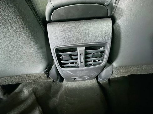 Certified 2025 Toyota Corolla Cross XLE FWD image 26