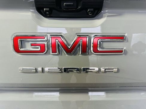 Used 2024 GMC Sierra 1500 Elevation w/ X31 Off-Road Package AWD/4WD image 24