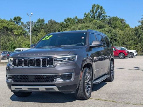 Used 2022 Jeep Wagoneer Series III w/ Rear Seat Video Group 1 AWD/4WD image 7