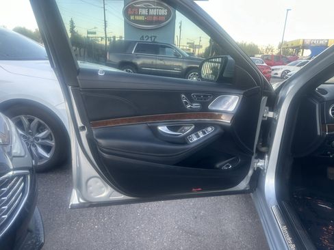 Used 2015 Mercedes-Benz S 550 Sedan image 6