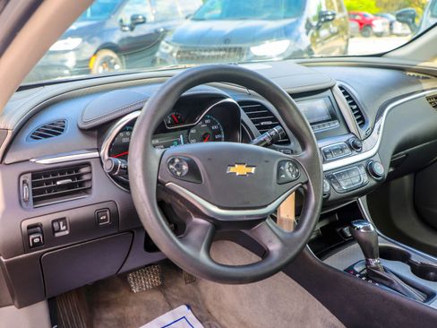 Used 2017 Chevrolet Impala LS FWD image 12