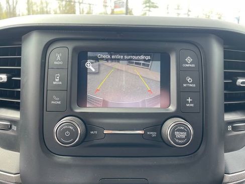 Used 2021 RAM 2500 Tradesman w/ Chrome Appearance Group AWD/4WD image 20