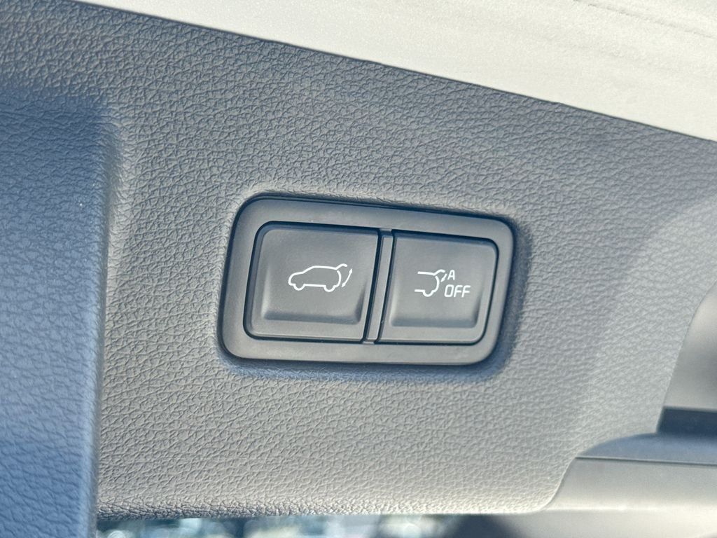 Used 2023 Kia Telluride EX X-Line AWD/4WD image 35
