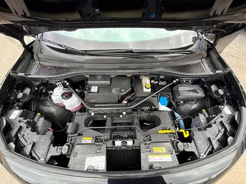 Certified 2023 Volkswagen ID.4 Pro S AWD/4WD image 27