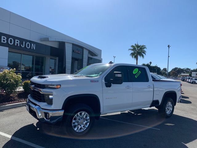 Certified 2025 Chevrolet Silverado 3500 LT w/ Safety Package AWD/4WD image 1