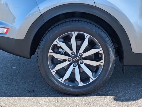 Used 2017 Kia Sportage EX FWD image 9