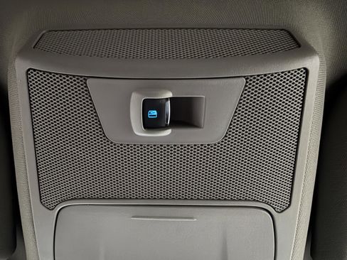 Used 2020 Ford F150 XLT w/ Equipment Group 302A Luxury AWD/4WD image 25