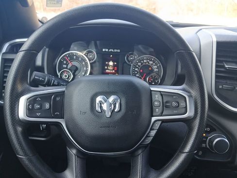 Used 2025 RAM 1500 Lone Star image 18