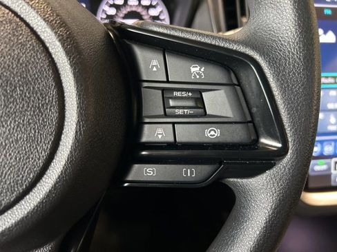 Used 2025 Subaru Crosstrek 2.0i Premium image 14