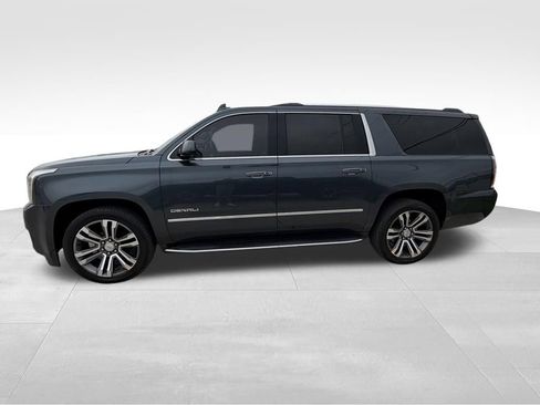 Used 2020 GMC Yukon XL Denali w/ Open Road Package AWD/4WD image 3