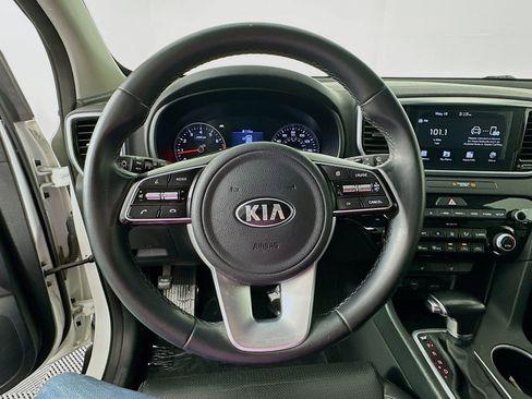 Used 2020 Kia Sportage EX FWD image 11