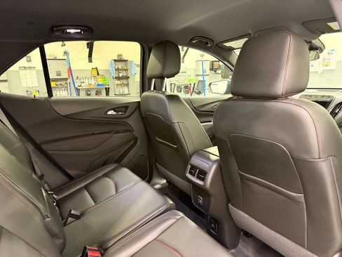 Used 2022 Chevrolet Equinox RS w/ RS Leather Package FWD image 26