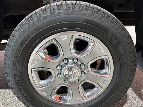 Used 2018 RAM 2500 Laramie w/ Convenience Group image 14