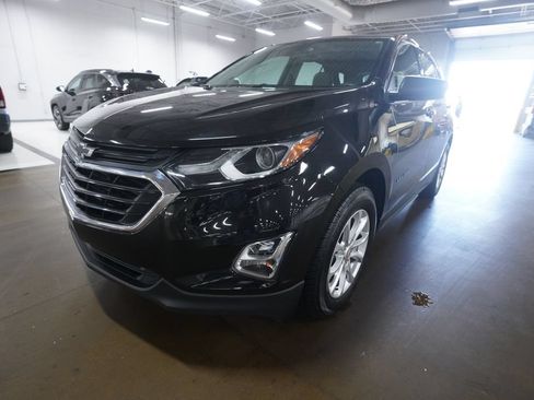 Used 2019 Chevrolet Equinox LS FWD image 12
