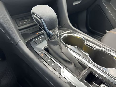 Certified 2024 Chevrolet Equinox Premier image 16