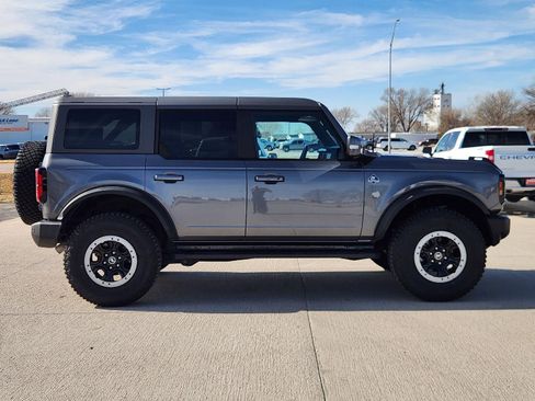 Used 2023 Ford Bronco Outer Banks w/ Sasquatch Package image 5