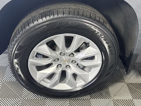 Used 2022 Chevrolet Silverado 1500 Custom w/ LPO, Dark Essentials Package image 11