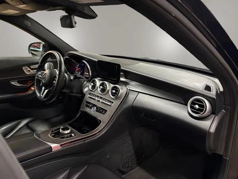 Used 2019 Mercedes-Benz C 300 4MATIC Sedan image 20