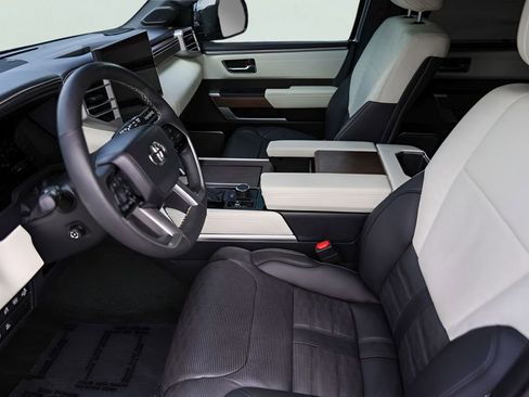 Used 2023 Toyota Sequoia Capstone AWD/4WD image 12