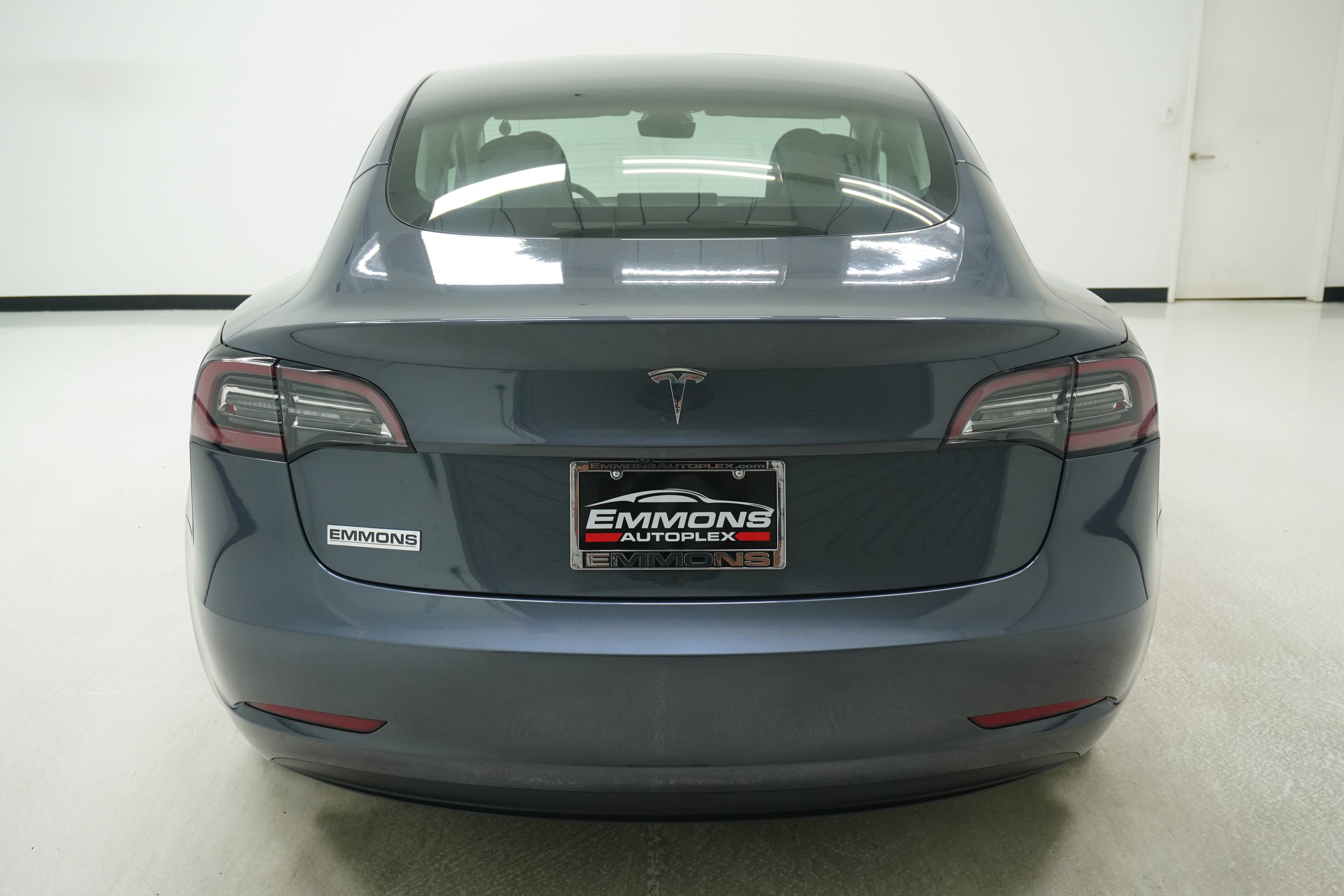 Used 2023 Tesla Model 3 Standard Range RWD image 5