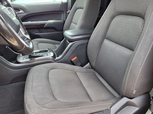 Used 2019 GMC Canyon SLE RWD image 3