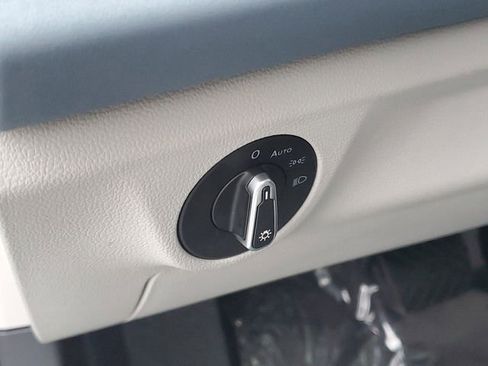 New 2026 Volkswagen Jetta SE image 14