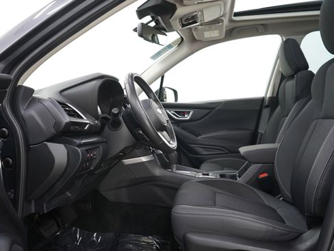 Used 2022 Subaru Forester Premium AWD/4WD image 24