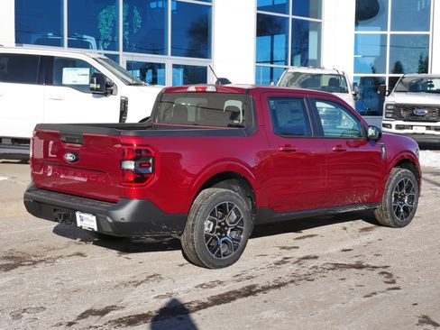 New 2026 Ford Maverick Lariat image 3