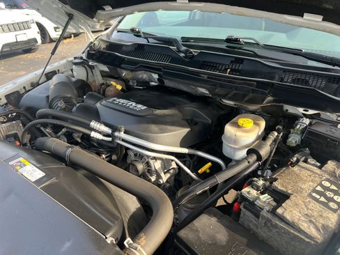 Used 2018 RAM 2500 Tradesman w/ Snow Chief Group image 38