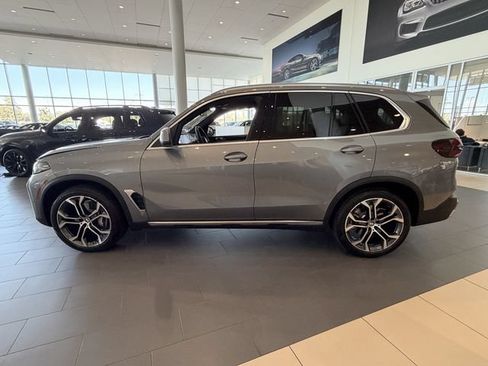 Used 2026 BMW X5 xDrive40i w/ Climate Comfort Package AWD/4WD image 7