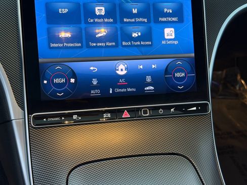 Used 2024 Mercedes-Benz C 300 Sedan image 23