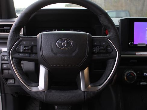 New 2026 Toyota Tacoma TRD Off-Road AWD/4WD image 9