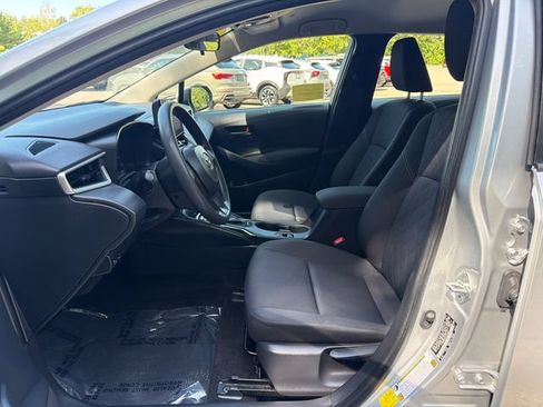 Used 2023 Toyota Corolla LE w/ Carpet Mat Package (TMS) FWD image 24