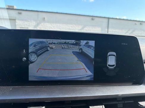 Used 2024 Kia Telluride S FWD image 14