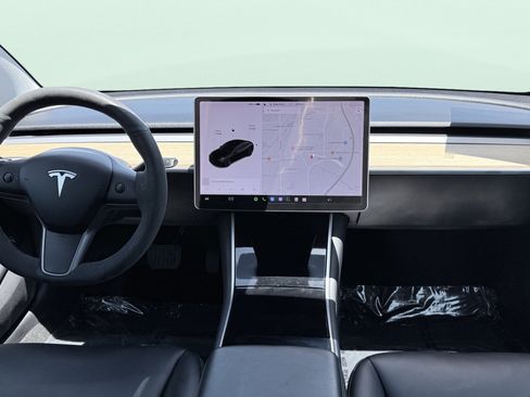 Used 2020 Tesla Model 3 Performance AWD/4WD image 11