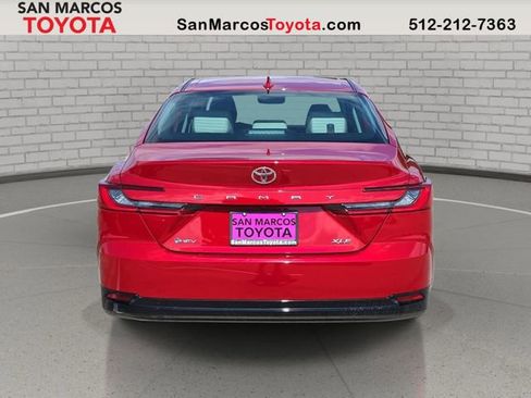 Used 2026 Toyota Camry XLE FWD image 7
