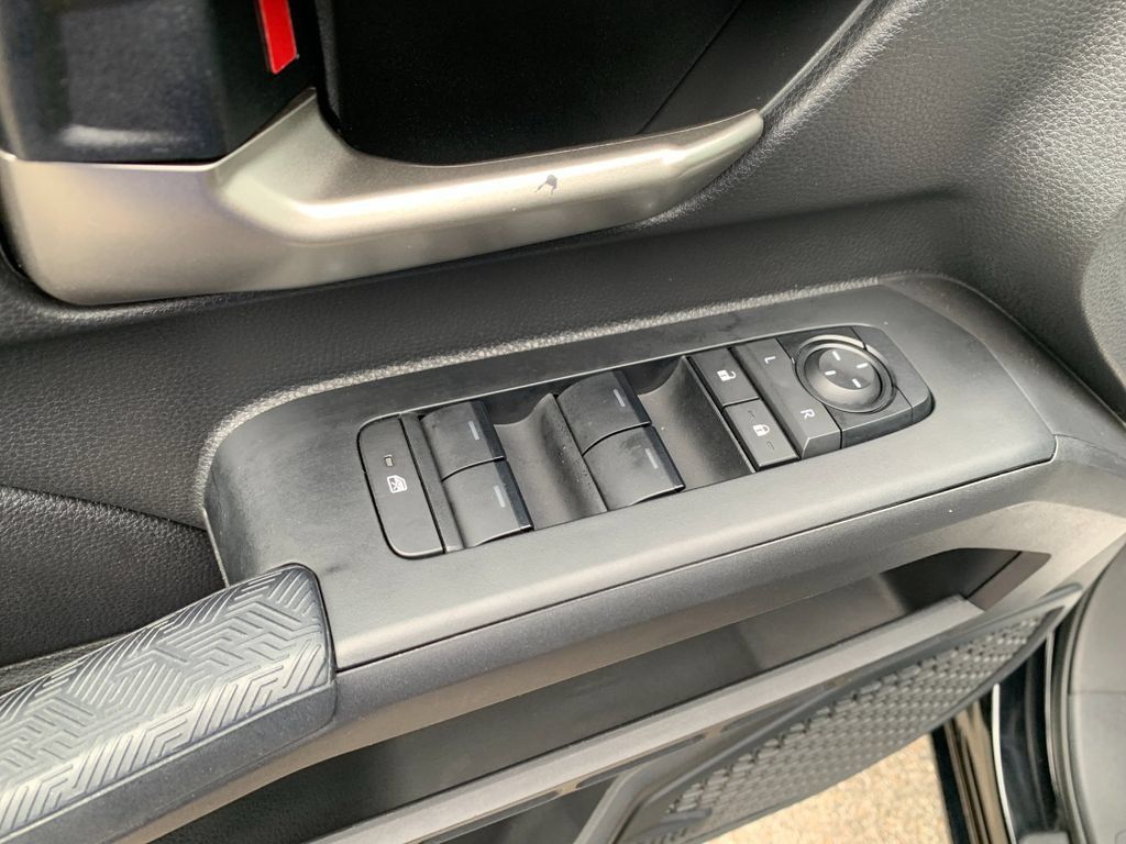 Used 2024 Toyota Tacoma TRD Off-Road AWD/4WD image 13