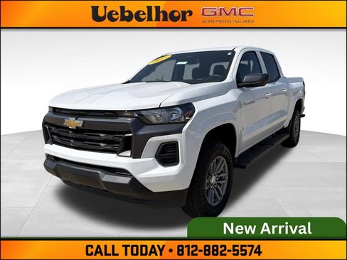 Used 2025 Chevrolet Colorado LT w/ Advanced Trailering Package RWD image 14