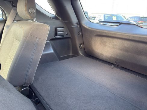 Used 2020 Chevrolet Equinox LT image 34