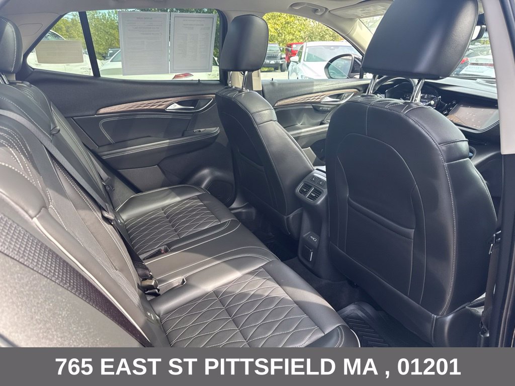 Used 2023 Buick Envision Avenir AWD/4WD image 24