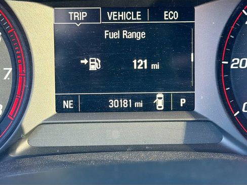 Used 2023 Chevrolet TrailBlazer RS w/ Convenience Package FWD image 12
