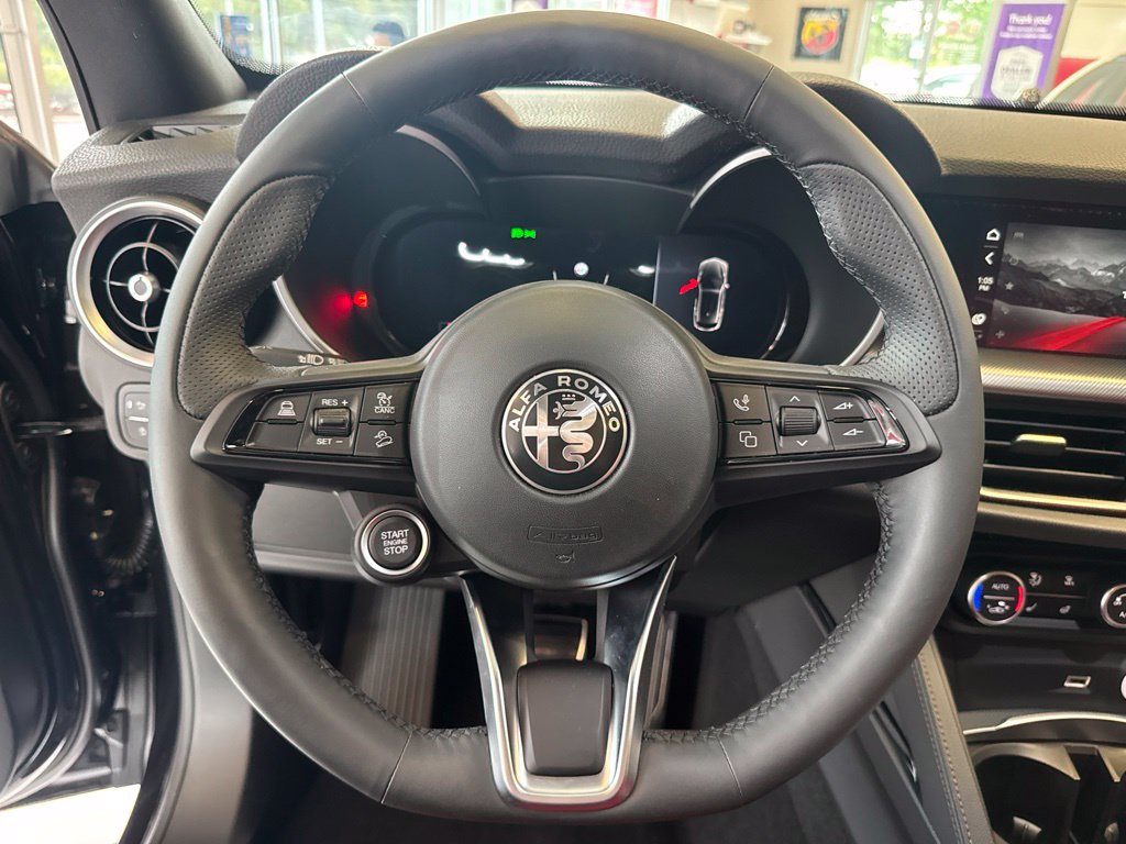 New 2026 Alfa Romeo Stelvio Sprint AWD/4WD image 17
