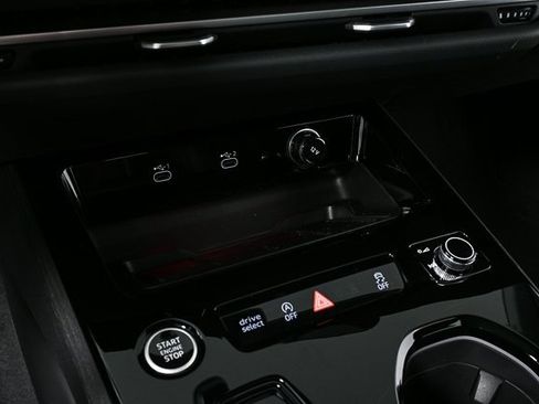 New 2025 Audi A5 2.0T Prestige image 18